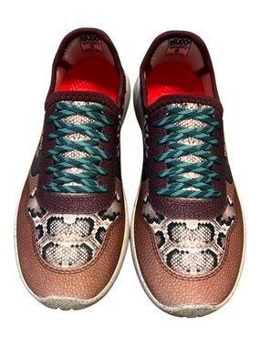 Psudo Court Women's Size 8 Natural Snake Print Slip On Sneakers Made in USA